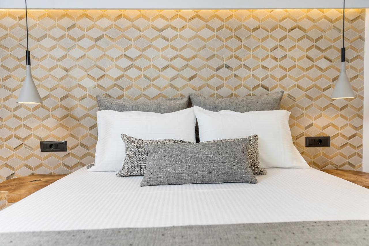 Naxian Icon Luxury Residence 2 Naxos City Bagian luar foto